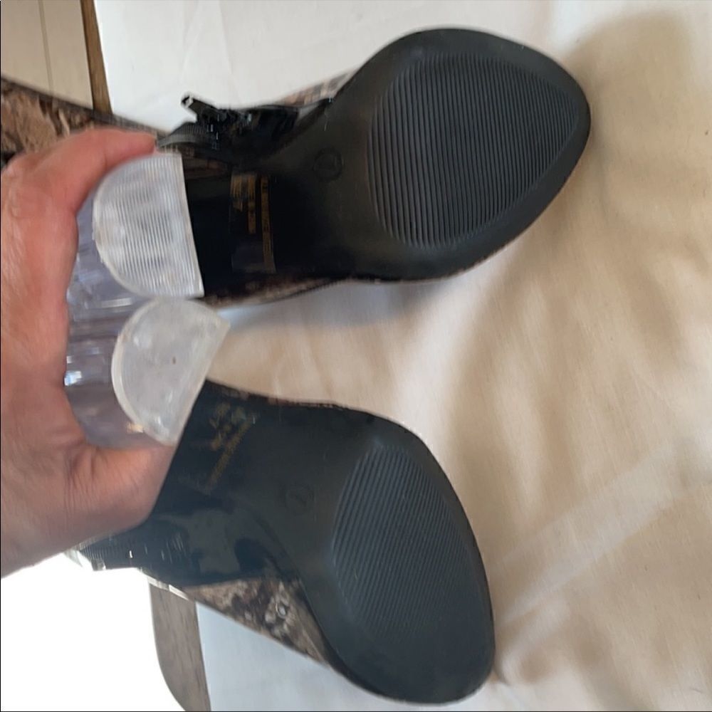 WILD DIVA SNAKE MOTIF PVC BOOTS.  NEW. - Picture 7 of 7